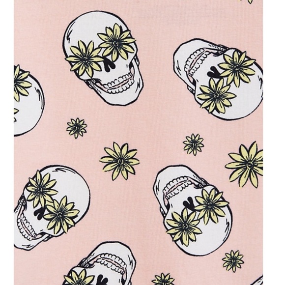 NEW Torrid thong panties skull/dog 1X - Picture 9 of 10